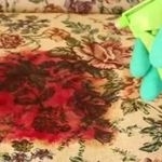 Как вывести пятно от крови с дивана