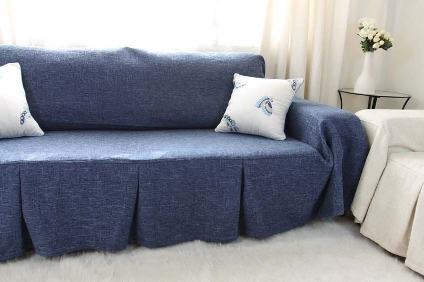 Накидка на синий диван