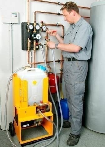 Гидропневматическая промывка системы отопления