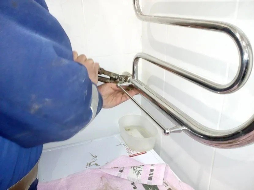 Монтаж и ремонт полотенцесушителя