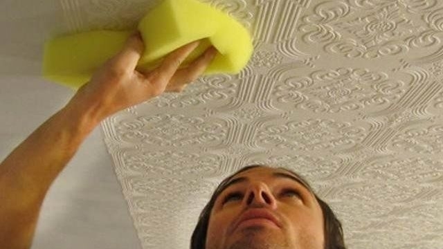 Как помыть потолок