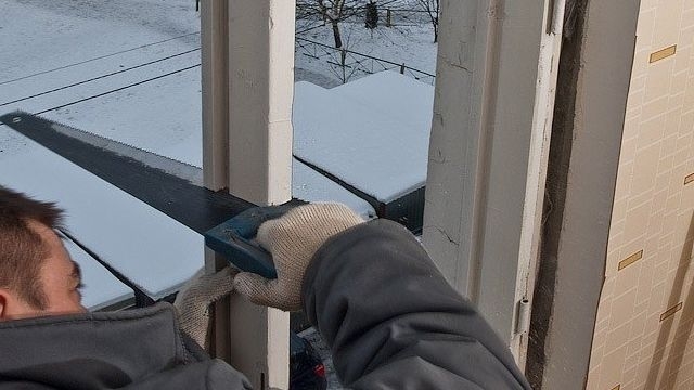 Как правильно вставить пластиковые окна