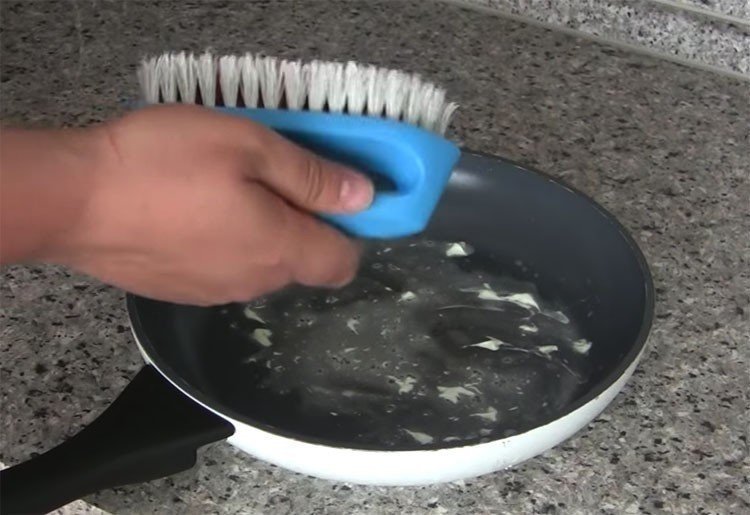 Паста для очистки сковородок