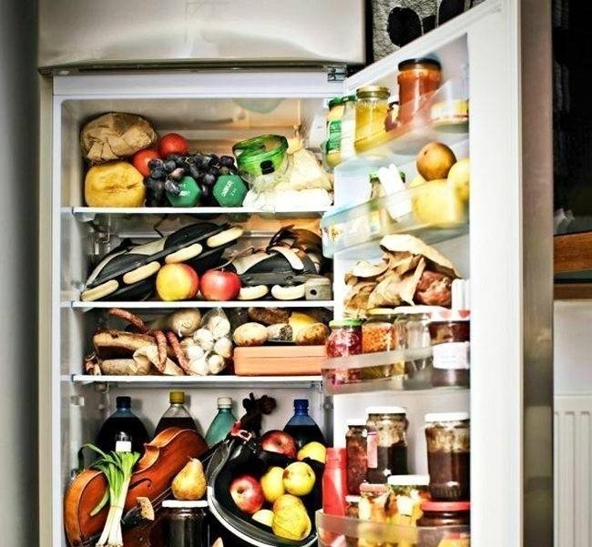 Идеальный холодильник с продуктами