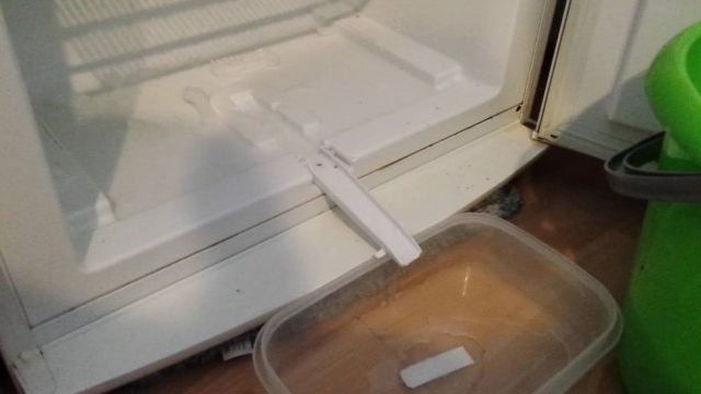 Понятные и простые инструкции, как разморозить морозильную камеру в холодильнике Атлант
