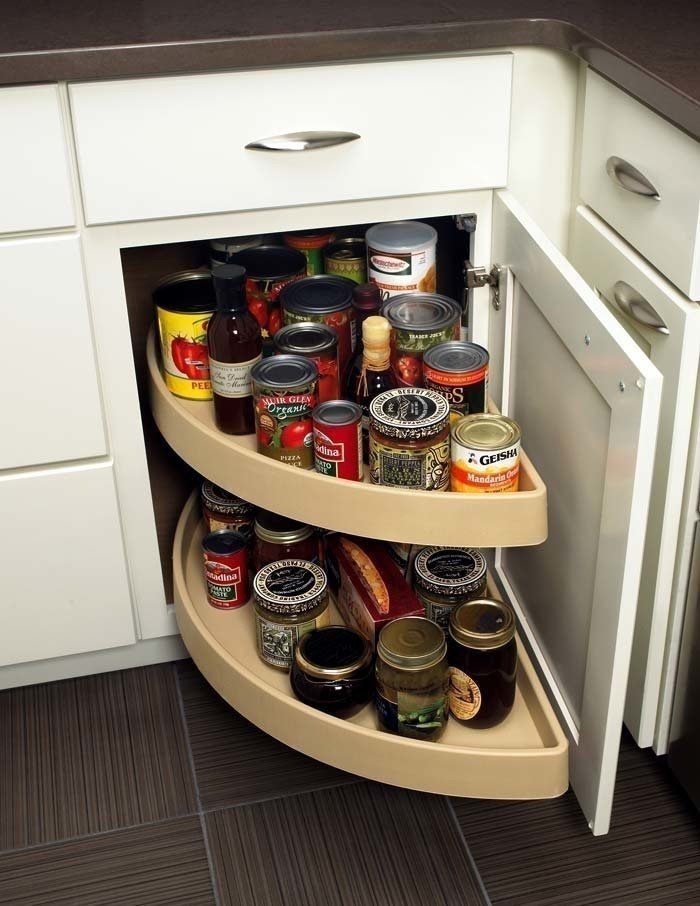 Компактное хранение на кухне