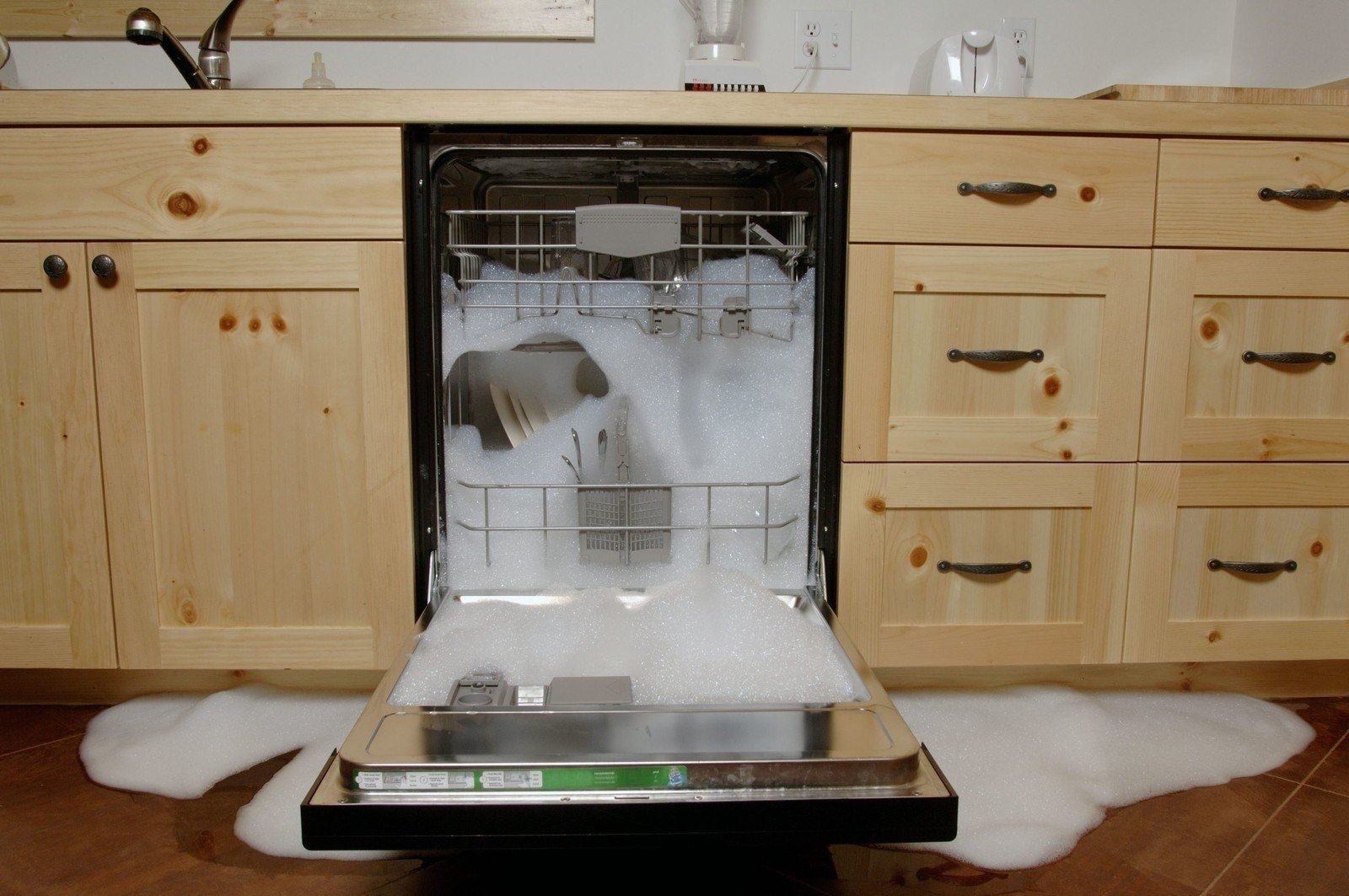 Hotpoint ariston посудомоечная машина