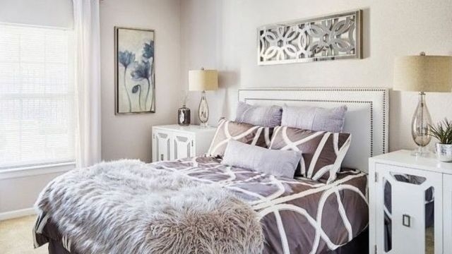 Как красиво и правильно заправить кровать, приемы, которые используют дизайнеры и горничные отелей
