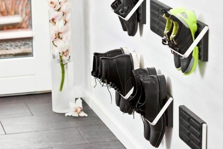 Полка для обуви на стену