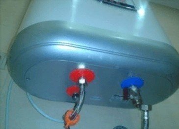 Sewage pipe на водонагревателе термекс