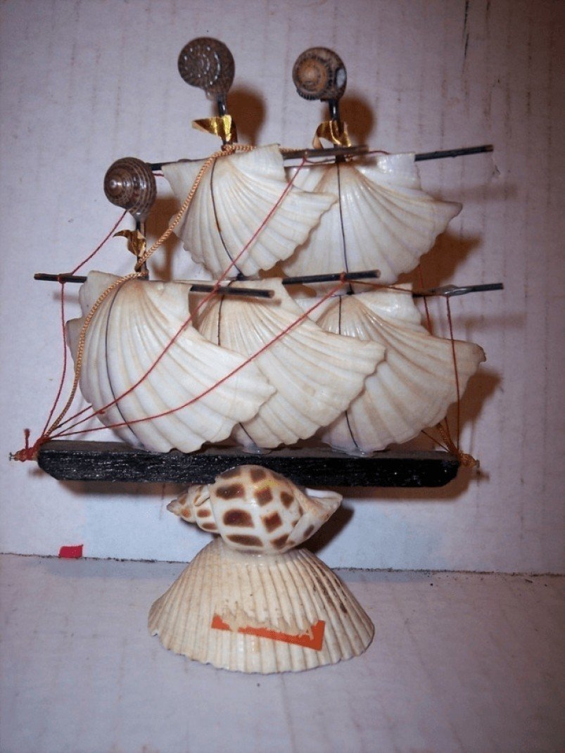 Подарочный кораблик с моря из ракушек
