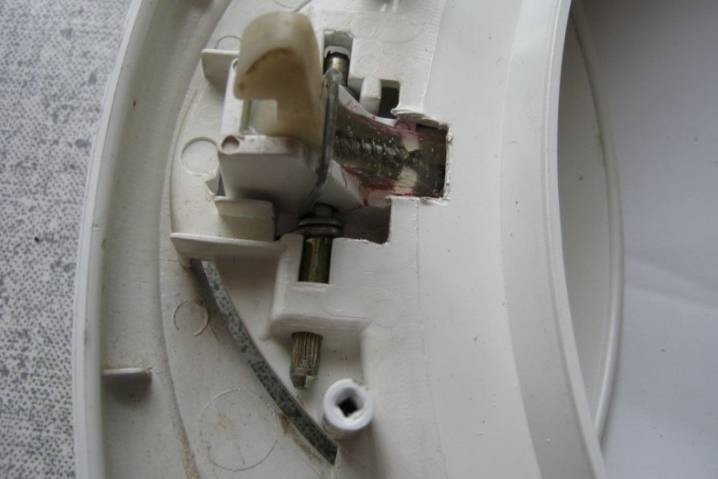 Сломался замок на двери стиральной машины vestel