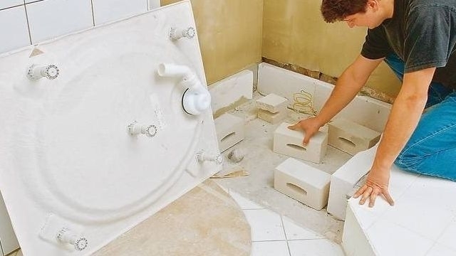 Установка сантехники в ванной комнате, видео, разводка своими руками